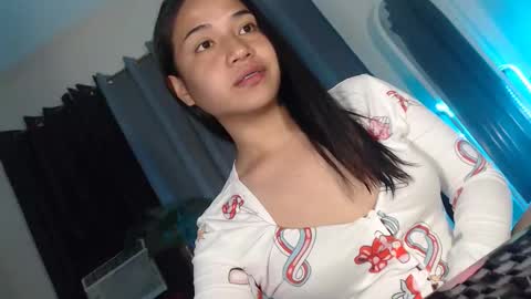 Snapshot of jasmine_arousal chatting on January 19, 6:06 am JASMINE online show from January 19, 6:06 am