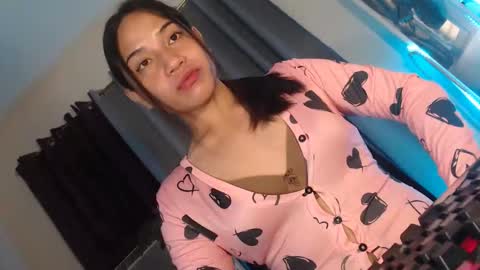 Snapshot of jasmine_arousal chatting on February 8, 7:01 am JASMINE online show from February 8, 7:01 am
