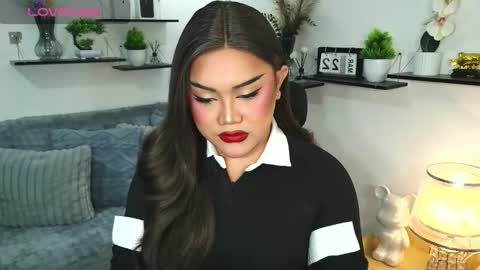 Jasmine Brandy online show from March 23, 4:11 pm