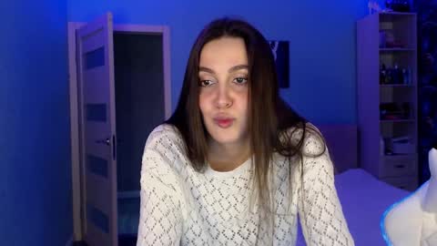 Jasmine online show from December 16, 1:42 am