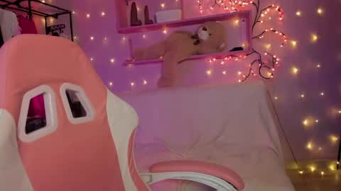 jasmine_ur_princess online show from March 14, 5:24 am