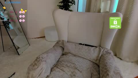 Snapshot of jasmine_wilson_ chatting on October 18, 6:48 am jasmine_wilson_ online show from October 18, 6:48 am