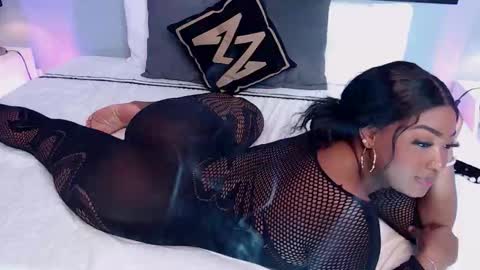 Snapshot of jasminecampbell chatting on March 26, 6:35 pm Instagram jasminecampbell1 online show from March 26, 6:35 pm