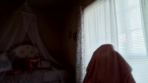 JasmineKay online show from March 23, 8:46 pm