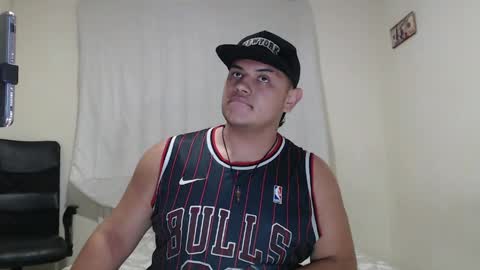 Snapshot of jason_boy_ chatting on April 16, 5:08 am jason_boy_ online show from April 16, 5:08 am