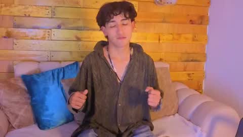 jason_haz3 online show from April 28, 9:09 pm