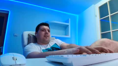 Snapshot of jasonjacks8 chatting on June 6, 6:01 pm JasonJacks online show from June 6, 6:01 pm