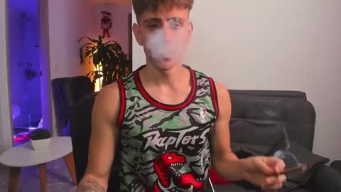 Snapshot of jasper__jones chatting on December 4, 11:13 pm JASPER JONES online show from December 4, 11:13 pm