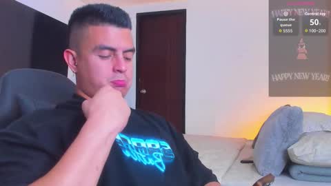 Snapshot of jasperbrooksx chatting on January 19, 12:25 am JBrooksXx online show from January 19, 12:25 am