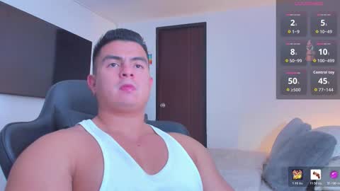 Snapshot of jasperbrooksx chatting on February 20, 3:58 am JBrooksXx online show from February 20, 3:58 am