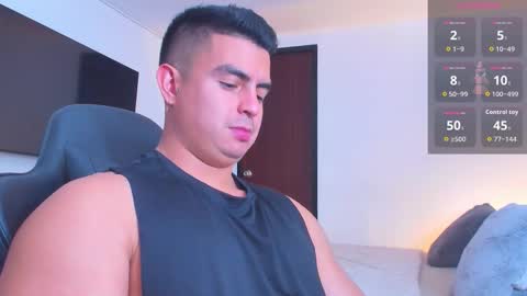 Snapshot of jasperbrooksx chatting on February 27, 4:29 pm JBrooksXx online show from February 27, 4:29 pm