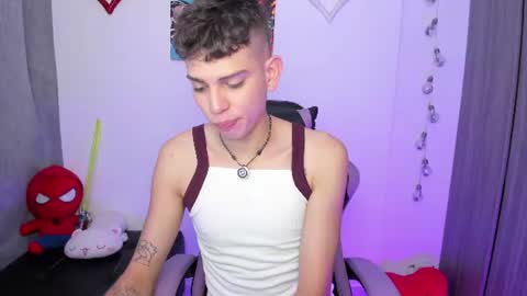 Snapshot of jasson___ chatting on June 12, 3:55 pm jasson___ online show from June 12, 3:55 pm