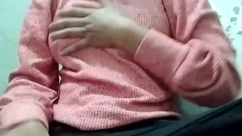 jasspreettt online show from December 8, 1:47 pm