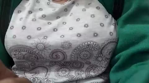 jasspreettt online show from November 26, 4:02 am