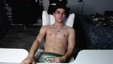 Snapshot of jastin_black chatting on December 8, 12:51 am Jastin online show from December 8, 12:51 am