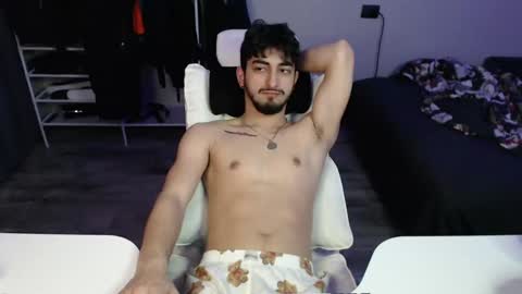 Snapshot of jastin_black chatting on February 6, 7:29 pm Jastin online show from February 6, 7:29 pm