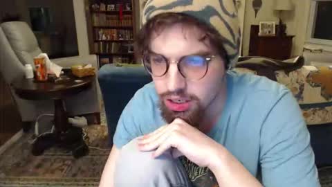 Snapshot of jattenboro chatting on March 18, 1:31 am JAttenboro online show from March 18, 1:31 am