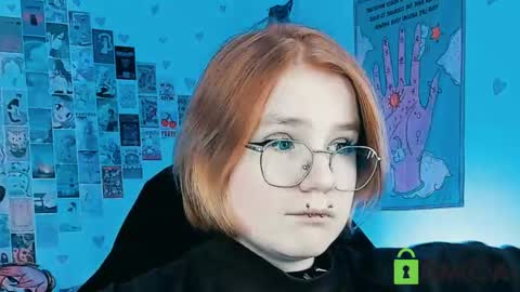 Snapshot of java_fire chatting on April 30, 8:04 pm Katerina online show from April 30, 8:04 pm