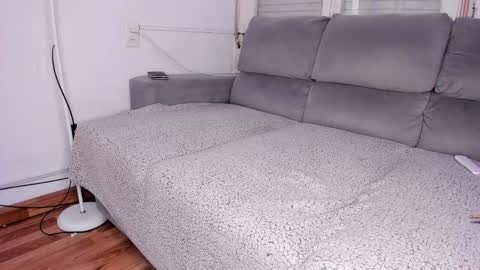 Snapshot of javierandaniel chatting on February 6, 4:32 pm Javier online show from February 6, 4:32 pm