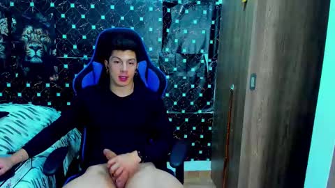 Javier online show from January 8, 1:08 am