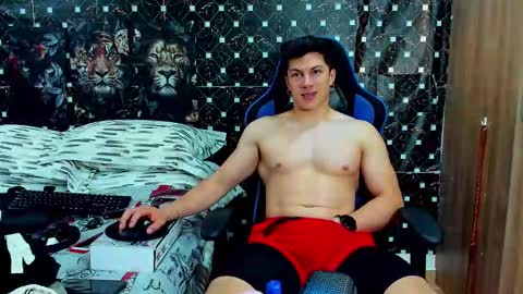 Javier online show from March 2, 10:05 pm