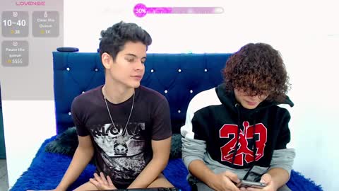 Snapshot of javieryalejandro chatting on January 5, 11:33 pm javieryalejandro online show from January 5, 11:33 pm