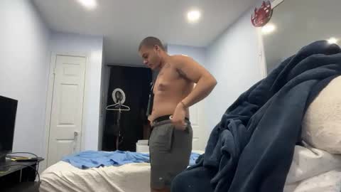 javiSdick online show from February 10, 2:59 am