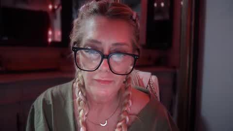 JAV online show from November 23, 11:10 am