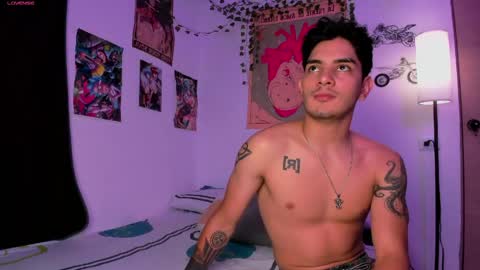 Jax and Jinx online show from May 14, 1:45 am