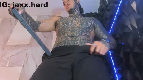 Snapshot of jaxxxonherd chatting on October 4, 2:37 pm Michael online show from October 4, 2:37 pm