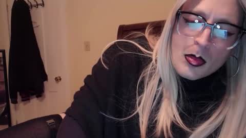 jay3517 online show from November 7, 6:35 am