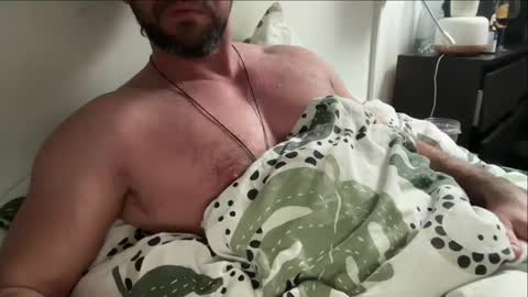 Snapshot of jay87151 chatting on November 22, 10:03 am NomadicJay online show from November 22, 10:03 am