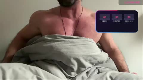 Snapshot of jay87151 chatting on February 9, 10:19 am NomadicJay online show from February 9, 10:19 am