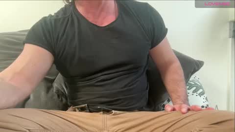 Snapshot of jay87151 chatting on February 28, 4:19 pm NomadicJay online show from February 28, 4:19 pm