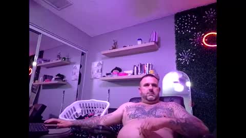 Snapshot of jay_banks0420 chatting on February 24, 9:07 am jay_banks0420 online show from February 24, 9:07 am