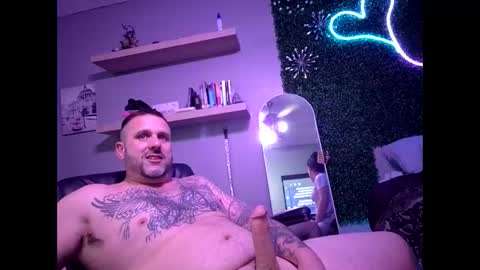 Snapshot of jay_banks0420 chatting on February 25, 8:02 am jay_banks0420 online show from February 25, 8:02 am