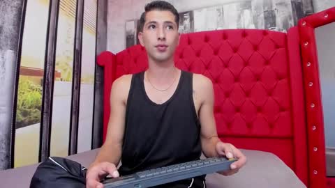 jay bluee online show from January 6, 1:04 pm