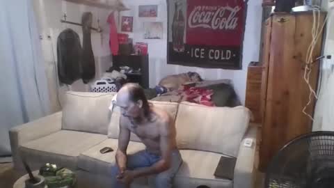 Snapshot of jay_short7863 chatting on March 4, 1:06 pm O F jay short786 online show from March 4, 1:06 pm