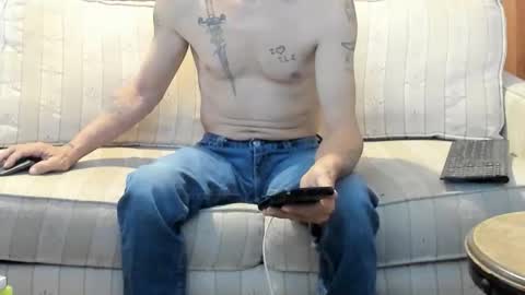 Snapshot of jay_short7863 chatting on March 16, 5:50 pm O F jay short786 online show from March 16, 5:50 pm