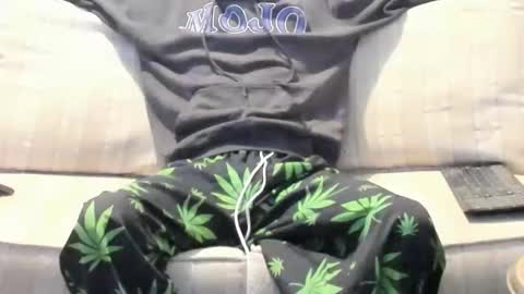 Snapshot of jay_short7863 chatting on March 17, 11:30 pm O F jay short786 online show from March 17, 11:30 pm