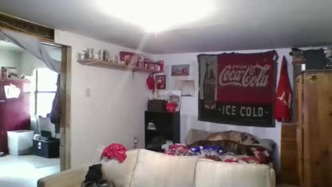 Snapshot of jay_short7863 chatting on April 7, 5:24 pm O F jay short786 online show from April 7, 5:24 pm