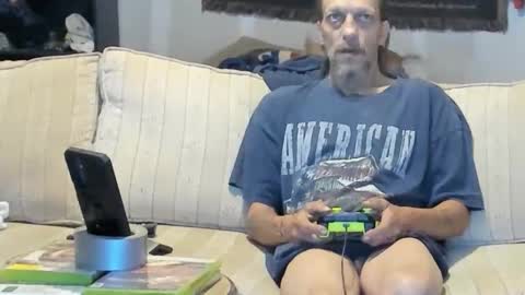 Snapshot of jay_short7863 chatting on April 15, 3:41 pm O F jay short786 online show from April 15, 3:41 pm