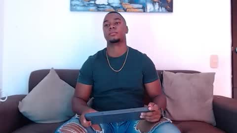 Snapshot of jay_smit chatting on December 6, 9:46 pm jay smit online show from December 6, 9:46 pm