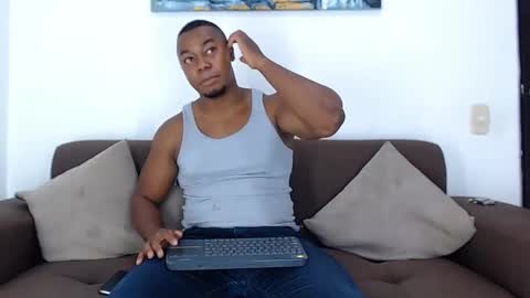 Snapshot of jay_smit chatting on December 24, 2:21 am jay smit online show from December 24, 2:21 am