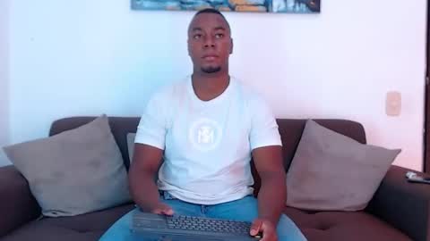 Snapshot of jay_smit chatting on December 29, 5:22 pm jay smit online show from December 29, 5:22 pm