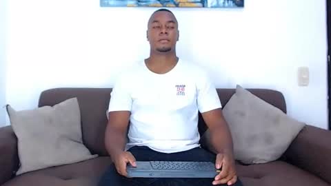 Snapshot of jay_smit chatting on January 14, 2:40 am jay smit online show from January 14, 2:40 am