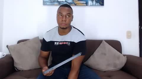 Snapshot of jay_smit chatting on January 17, 2:18 am jay smit online show from January 17, 2:18 am