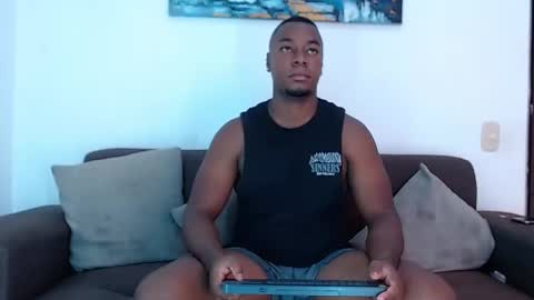 Snapshot of jay_smit chatting on February 9, 7:52 pm jay smit online show from February 9, 7:52 pm