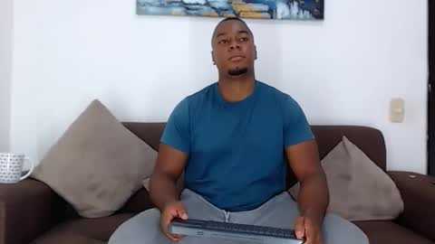 Snapshot of jay_smit chatting on February 13, 12:02 am jay smit online show from February 13, 12:02 am