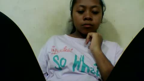 Snapshot of jayalydiah chatting on May 24, 6:46 pm jayalydiah online show from May 24, 6:46 pm